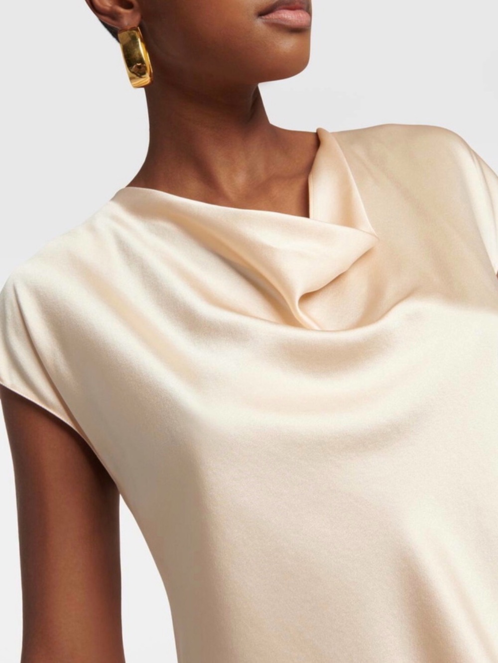 Vince silk short sleeve cowl neck in Charpagne size large